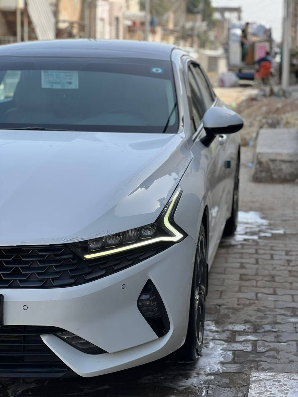 كي فايف K5 موديل 2023خليجي
‏‎فول 1/1 رقم بغداد الدولي

‏‎محرك 2.0 الفين دوش المرغوب 

‏‎المواصفات ❗️

‏‎فتحة سقف بانوراما

‏‎دخول ذكي بصمة + تشغيل عن بعد 

‏‎شاشة اصلية + كاميرا دواره

‏‎حساسات امامي خلفي

‏‎صندوق ذكيً عند الاقتراب يفتح

مصابيح هيلوجين ثلجي 

‏‎المصابيح الامامية زنون +LED

‏‎المصابيح الخلفية LED

‏‎اضائه ضبابيه

‏‎مقاعد بعدها بالنايلون

‏‎مثبت سرعة

‏‎فول تحكم ستيرن

‏‎5 وضعيات قيادة

‏‎مري كهرباء قلاب 

بصمة عدد 2 

‏‎تبريد قطعتين 

تبريد منفصل 

محرك كير شرط بلادي 

السياره بيه جاملغ امامي صبغ بدون أي ضرر داخلي وبارد بالبنيد 

مكان السياره النجف

 للاستفسار على الرقم ***********

السعر 214 وبيه مجال بسيط
