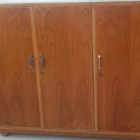 خزائن • تواصل خاص