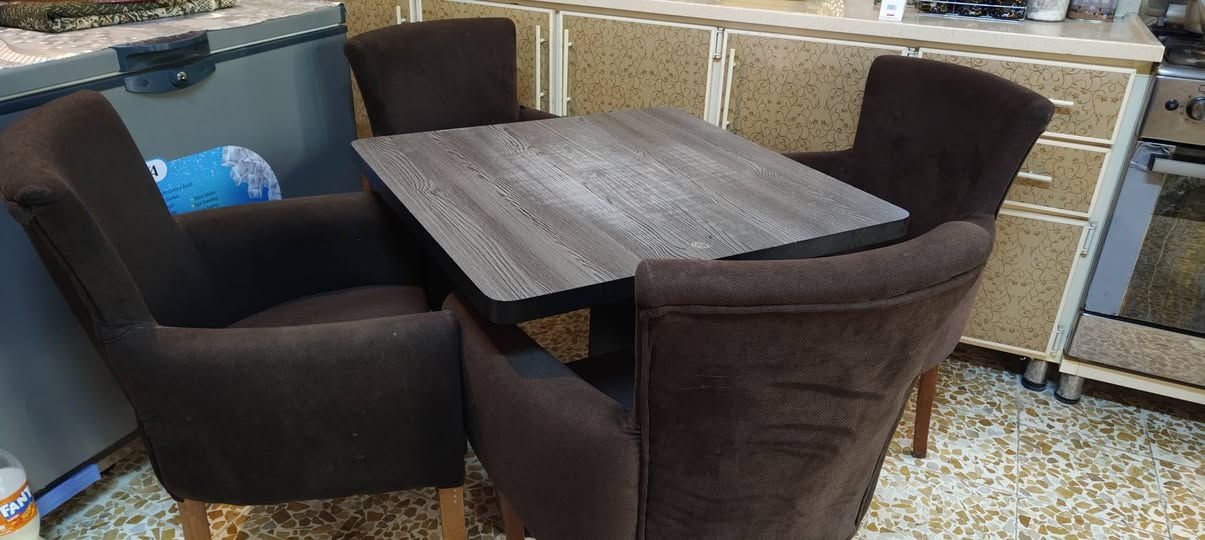 للبيع ميز +4 كراسي اخو الجديد جداً نظيف السعر 150 موجود توصيل كافة مناطق الموصل اي استفسار ✍️ اتفضل خاص


**إذا كنت صاحب هذا الإعلان وتريد حذفه لأي سبب، رجاءا أرسل رسالة إلى الدعم الفني**