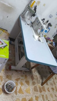للبيع ٢٠٠ عنوان بغداد 07757220976