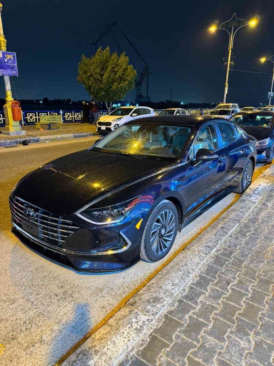 السلام عليكم سوناتا 2022 هايبرد فول ١/١ بلاتيني
جميع المواصفات موجوده مابيها نقص ابداً. فول للاخير

حادثها فقط بابين مبدل عكس السائق حادث بسيط السياره نضيفه جداً استعمال شخصي اني مرقمها. 

ماشيه ٦٦ الف 

***********

واتساب ***********

سعرها مناسب 166 وماكو هيج نضافه بهذا السعر والسياره فول مزوعه مواصفات 

مكاني بغداد جسر ديالى
