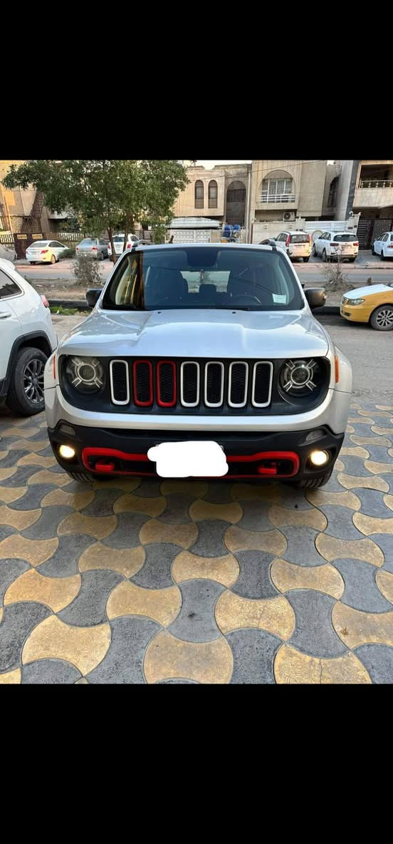 جيب رنكيد فئه ترايل هوك مديل 2018
سياره ماشيه 81 كيلو حادثه دعاميه فقط بدون ايرباك وشويه جملغ وبنيد بسمي سياره رقم بغداد ومكانه بغداد
سياره خير من الله مكينه كير خير من الله مدرايه دهن اصلي وبانزين محسن على طول
حداديه كله جديده
سعر 130 وبيه مجال 
رقمي ***********
