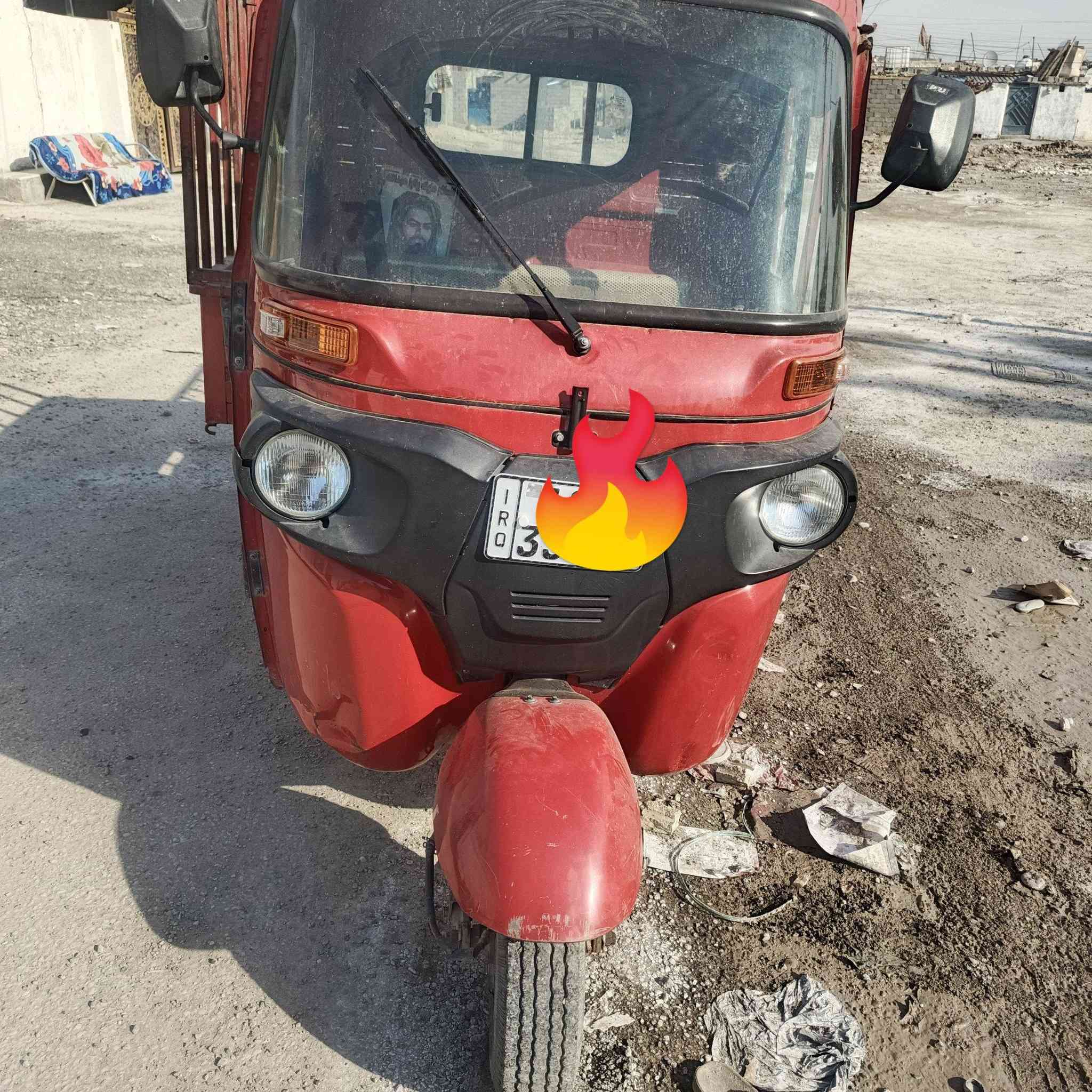 السلام عليكم تكتك للبيع
مكينه ما مفتوحة مكفوله من كلشي رقم وسنويه سعر 3 مليون وبيه مجال للشراي العنوان بغداد جسر ديالى رقم الهاتف ***********
