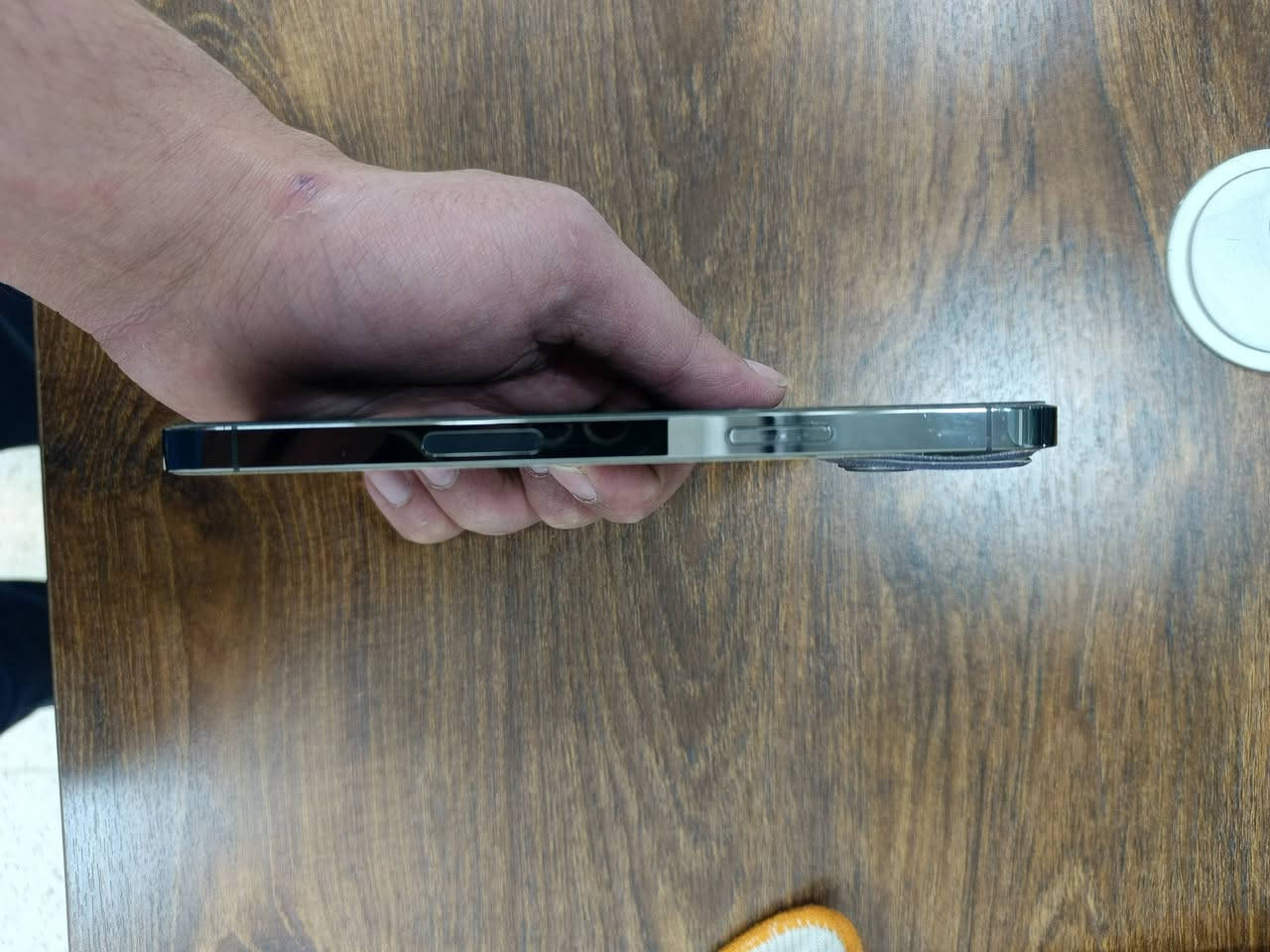 سلام عليكم ايفون 13برو ماكس جهاز مبدل بطاريه اصليه ويا كارتونه وكيبل سعره 475مكاني بغداد جسر دوار ‏‪***********‬‏واتساب
