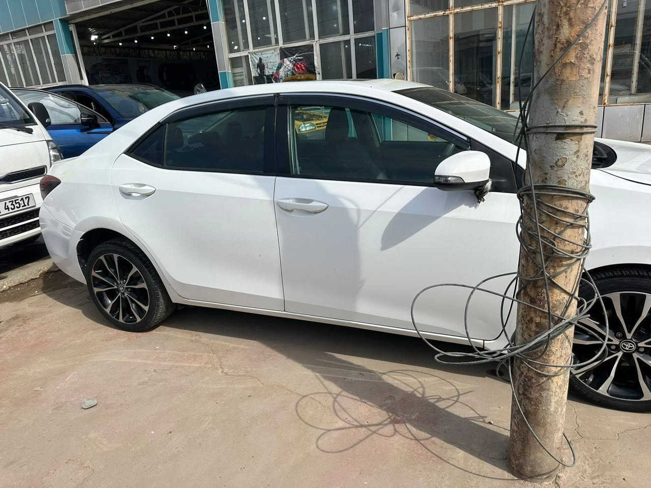 السلام عليكم
كورلا موديل 17  امريكي حادثها جاملغ الخلفي موجود السونار  
السعر 115 وبيه مجال 
بيه مسنعجل 
العنوان بغداد  تقاطع نهروان 
***********
