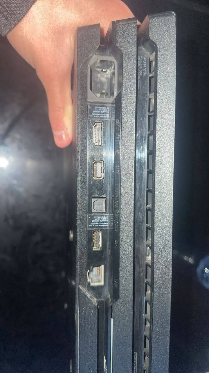 بلي فور برو أونلاين بلس سنه كامله ملحقات كامله بس الكارتونه مموجوده العنوان كراده  داخل يم تقاطع الورزدي تواصل خاص او واتساب *********** سعر راسلني واتس او خاص
