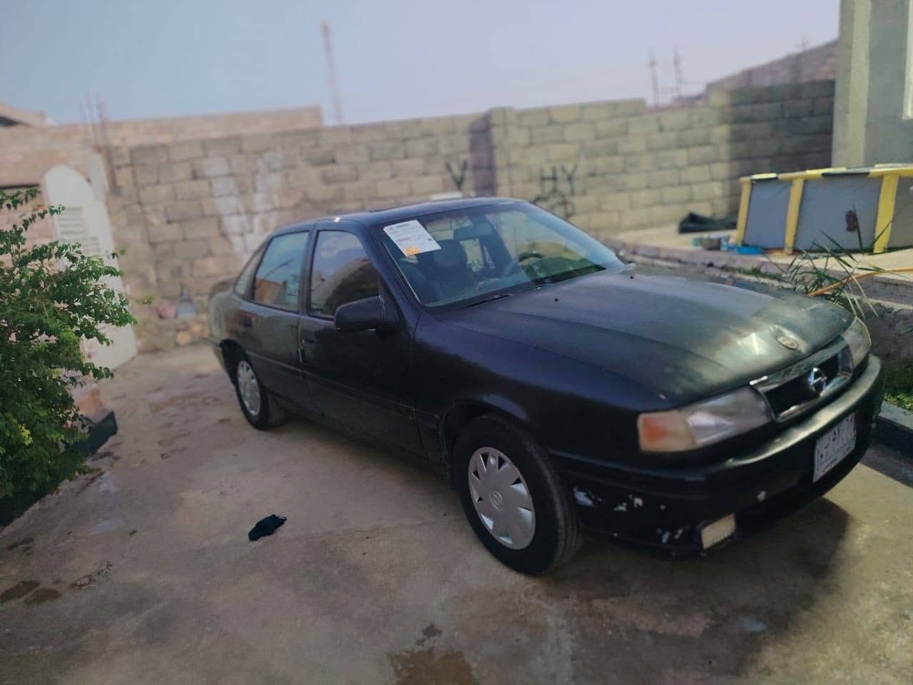 السلام عليكم اوبل فكترا موديل ٩١ صبغ عام جماليه طخم تاير جديد مكينه ١٦ كهرباء السياره كلها شغاله صدر امامي خلفي نضيف طستها ناعسه  السياره اني احولها لتواصل على الرقم ***********
