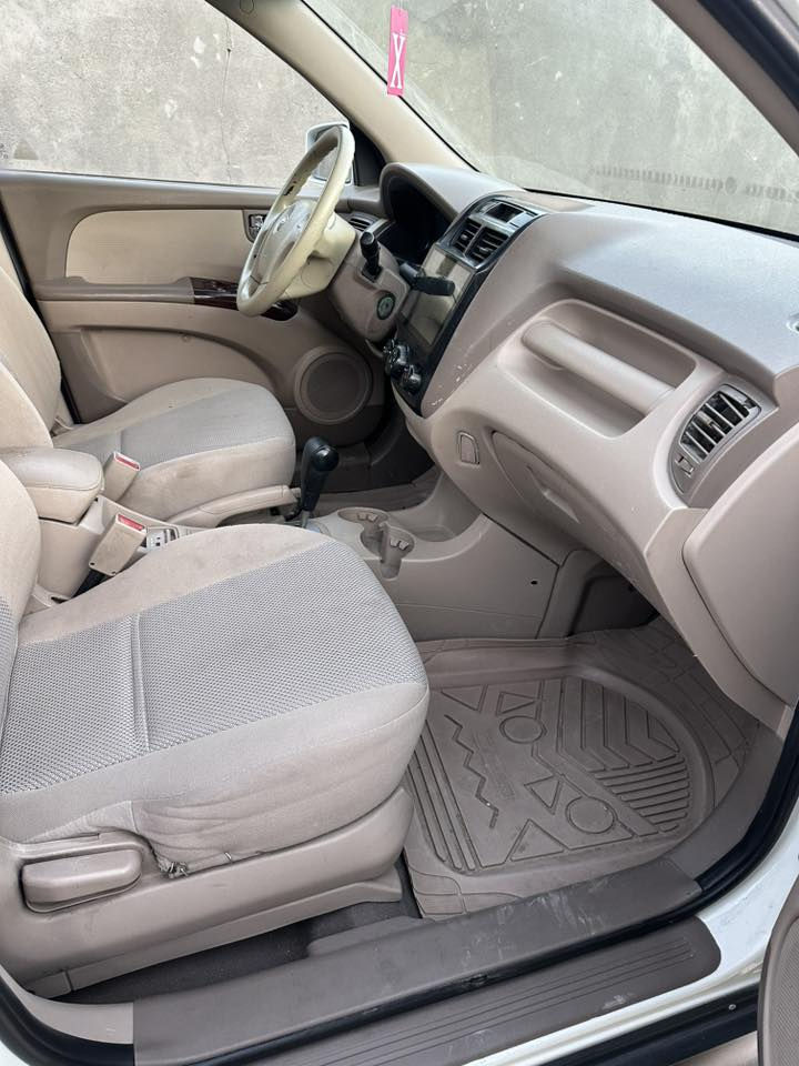 سبورتج ٢٠٠٩ خليجي السياره مكفوله ماعدا ضربه بالچاملغ الأمامي مثل ما موضح بالصوره السياره نضيفه ماشيه 218km وامانه السياره نظيفه تجي وتشوف سعرها ١٢٨$
 رقم صاحب السياره  
‭٠٧٧٦ ٣٠٠ ٤١١٣
