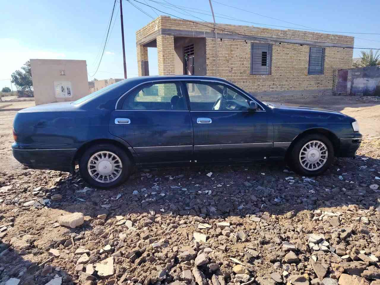 سلام عليكم البيع كرون موديل ١٩٩٣ المكان السماوه  الوركاء ٥٠ وبيهه مجال ***********
