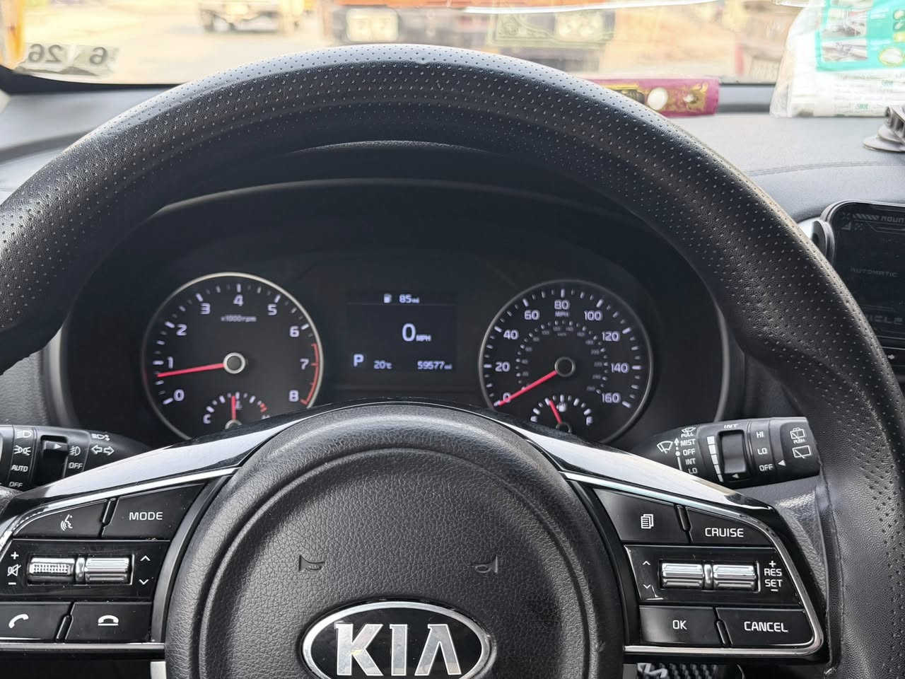 السلام عليكم
كيا سبورتج موديل 2022 لون سلفر وارد أمريكي بدون صبغ حادث جاملغ امامي راجع بارد ماشية 60,000ميل رقم أربيل بأسمي السعر 18,500$ 
 

الشراي يتصل ***********
