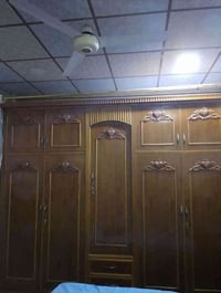 قنصور خمس بواب نظيف جدا ملحق السعر ب٦٠٠الف وبي مجال قليل شغل توصية ثقي...