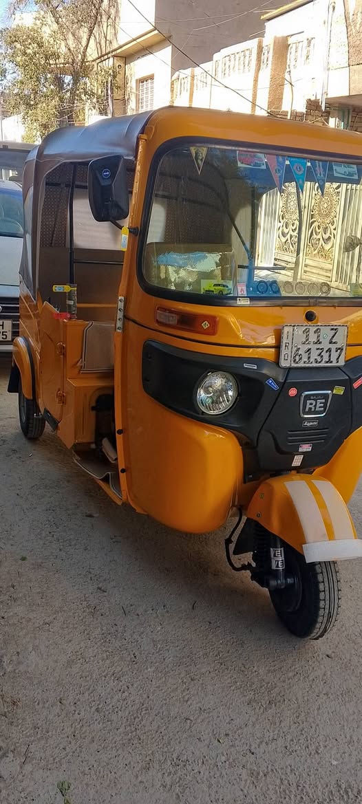 سلام عليكم تكتك موديل 2021 الوجبة الاولى رقم وسنوية بغداد تحويل ثاني يوم تعمير دوس مصبوغة جمالية كبل للشارع ربع ميصرف عليها جاهزة السعر 7300 وبيهة مجال مكاني البياع الشرطة الخامسه للستفسار اتصل على الرقم ***********
