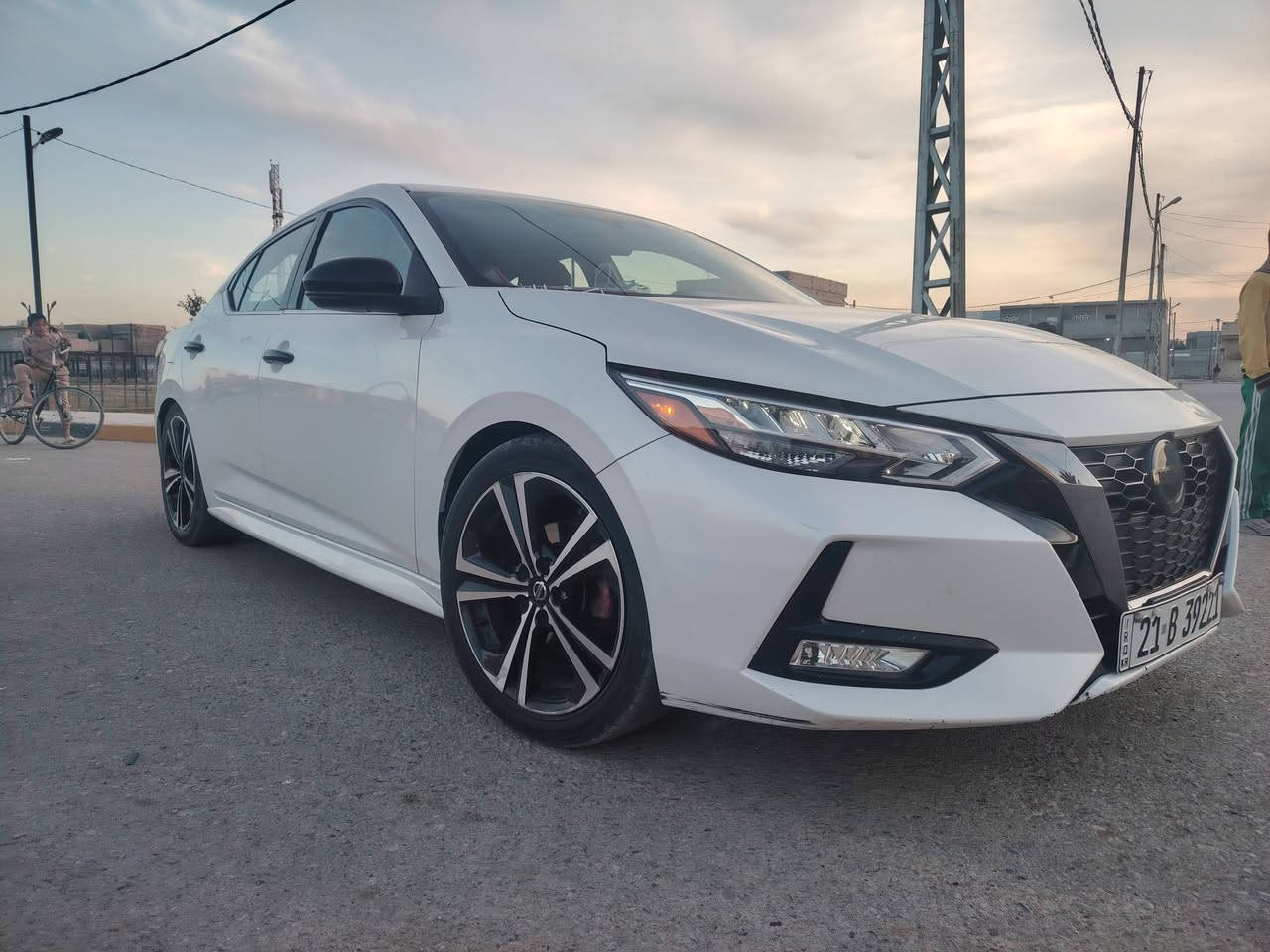 نسيان سنتره موديل ٢١ فول مواصفات كلين وبأسمي السياره سعره ١٥٨ وبيه مجال اتصل *********** مكانه ديالى المقدادية
وإذا اكو مراوس بسبورتج او سورنتو هم اراوس
