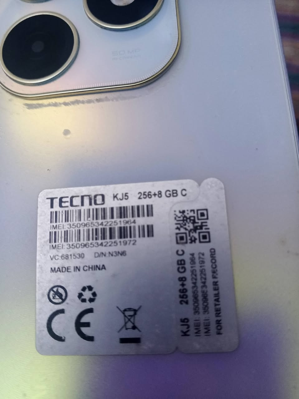 السلام عليكم هذا الموبايل للبيع مواصفاته موضح قدامكم السعر 120 وبي مجال المكان حل حي المهندسين هذا الرقم بي واتساب وبي على الخاص رقم التلفون ***********
