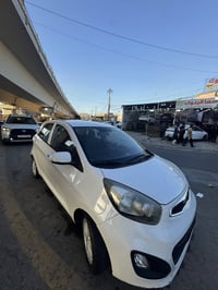 بيكانتو موديل ٢٠١٤ بيضاء اللون   تبريد قوي   شاشة لمس +كاميرا خلفيةِ +...