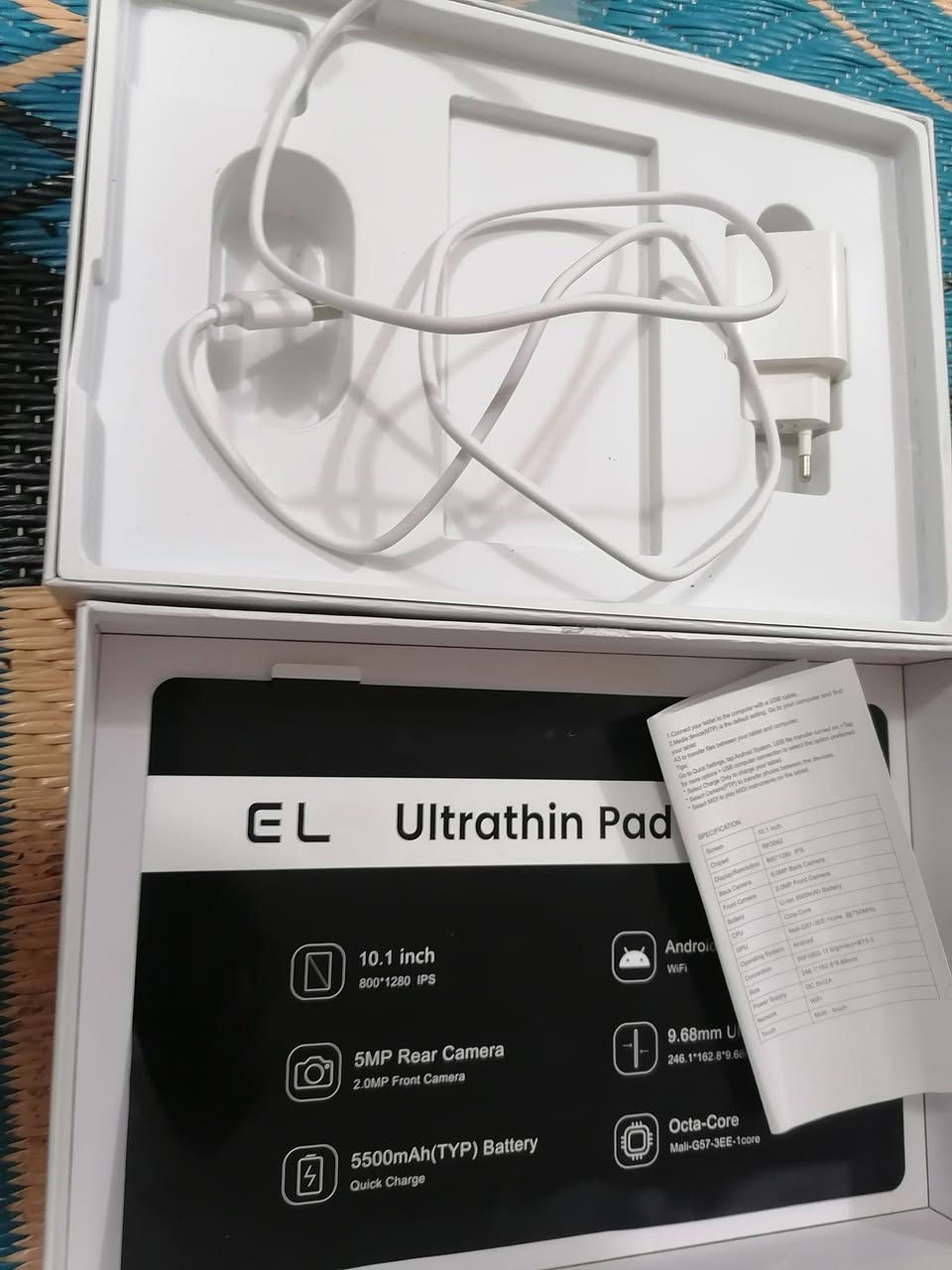 *********** ايباد جديد ذاكرته 64 سعر مالته 90 ايباد جديد استخدامه اسبوع
