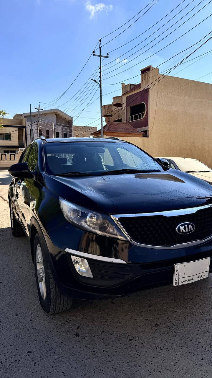 السلام عليكم
سبورتج 2017 خليجي شكل ال 16 رقم كركوك بأسمي شخصياً 

للبيع السيارة فقط وكالة وذلك لفقدان الاضبارة 

السيارة بحالة جيدة كير ومحرك بالشرط ماشية 132 كيلو

السعر 120 وبيها مجال 

***********
