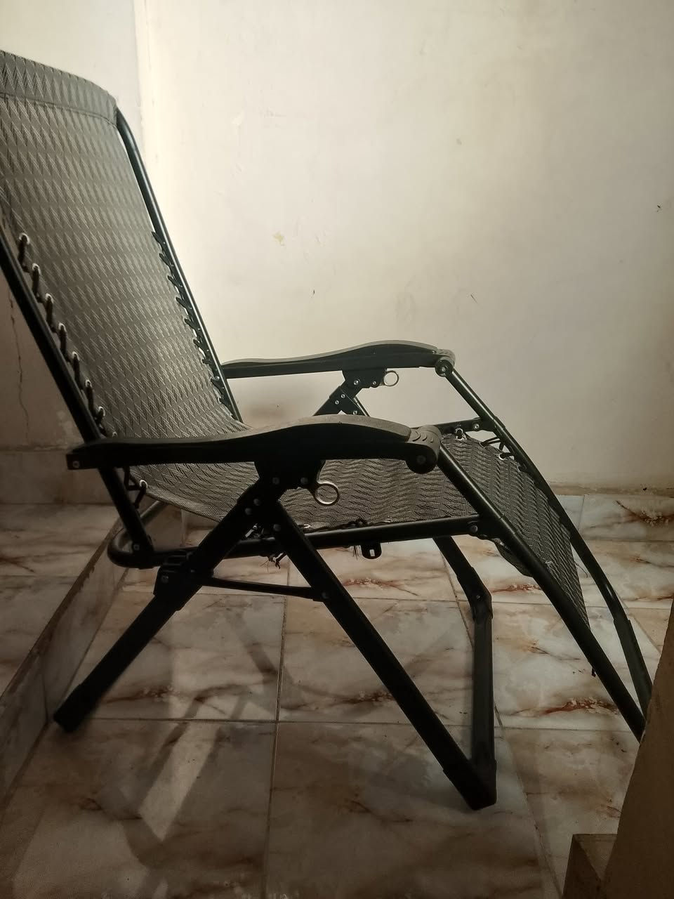جوابي عدد ٣ للبيع
مراية 
كرسي للبيع


**إذا كنت صاحب هذا الإعلان وتريد حذفه لأي سبب، رجاءا أرسل رسالة إلى الدعم الفني**