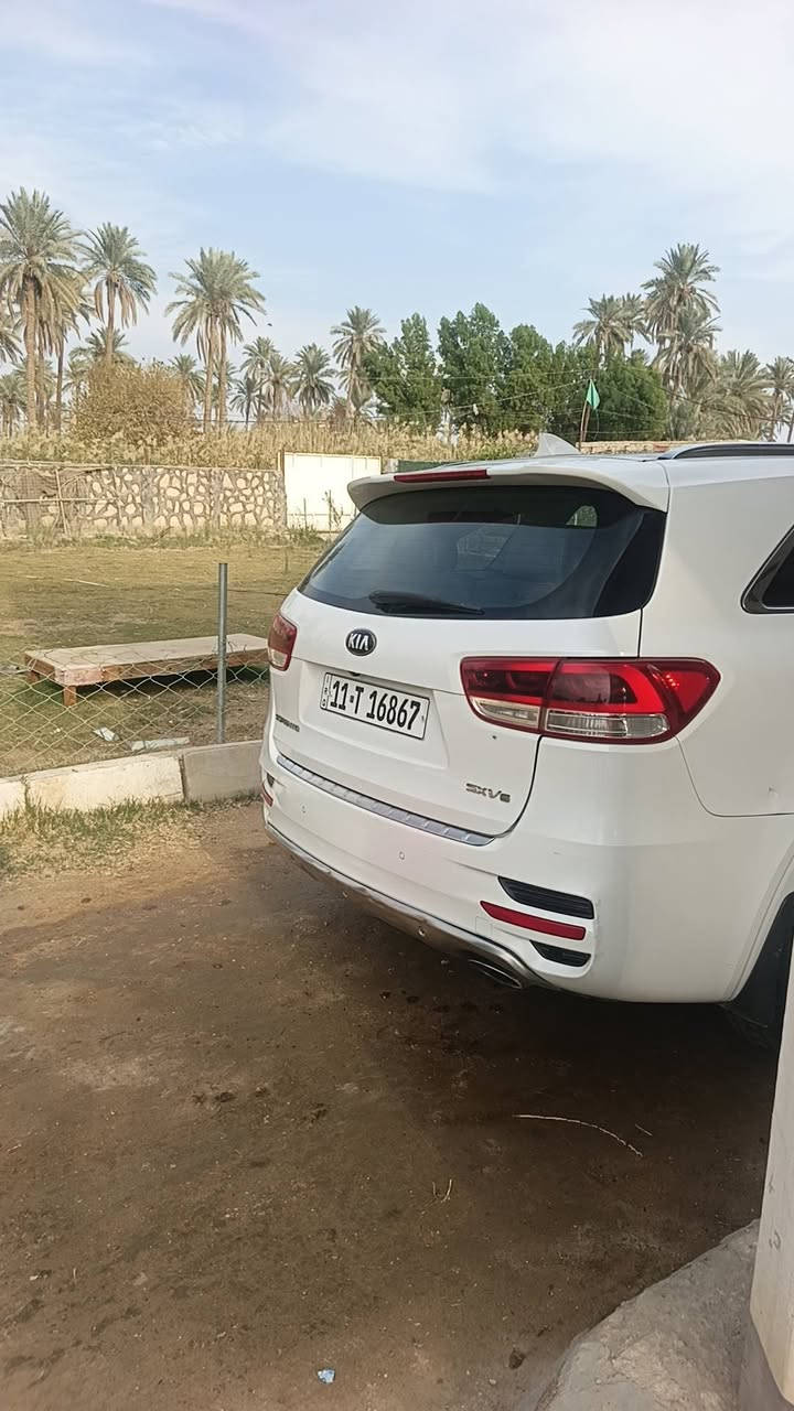 سورنتو امريكي مديل 2016حادثها جاملغ امامي وبنيد سياره فول موصافات اخر فئه
4صبمات
مري شفط
مري قلاب عندارجوع
صندوك كهربائيّ 
لدامامي خلفي
يدات نيكل 
لايت 4عدسه زنون
حساس خلفي 
بني رامه طكتين
7راكب 
3قطع تبيرد منفصل
كشنات كهربائي +جلد
شاشه كبيره 
كامره دوار
رادر بل مري 
شاشه عطلات
تحكم ستيرن جهتين 
محرك 6سلندر
تبيرد تتفئه 
تتفئه بل كشنات 
رقم بغداد نكليزي بسمي 
سياره حلوه وجديده مانقصه كلشي حداديه جديده جاهزه من كلشي 
السعر 175الشراي يدلل مكان كربلاء شارع النجف 
***********
