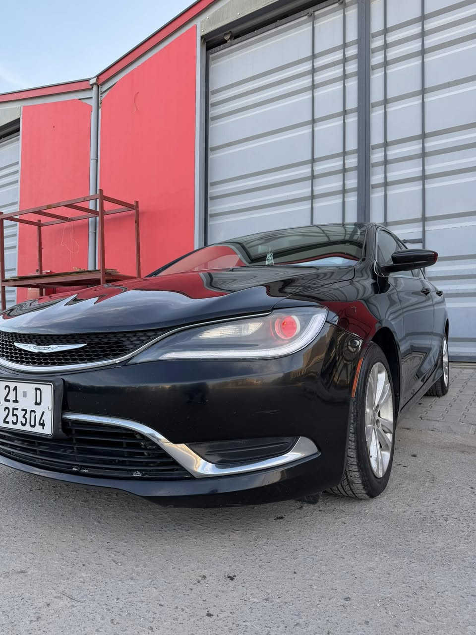 السلام عليكم 
للبيع كرايسلر c200 
موديل 2015 
محرك 2400
- مواصفات السيارة 
- شفتات ستيرن
- كشنات كهرباء
- لد امامي
- كشنات تدفئة
- بصمة تشغيل
- بصمة ابواب
- بصمة جنطة
- مانع انزلاق
- تحكم استيرن
- شاشة صغيرة
- وباقي المواصفات
السعر ٩٤ وبيها مجال قليل
حادث السيارة فقط دعاميه بمريكه// بلعراق بيه باب خلف السائق مصبوغ ونصف الجنطه بدون دواخل برمجة كاملة
رقم جديد وهزه جديده ٢٠٢٦
تريد وكاله تريد تحويل 

***********
