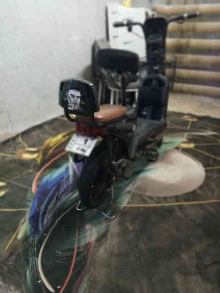 سلام عليكم دراجه شحن حجم14شركت لبيداء الخضر دراجه اخت الجديده كامله مكمله سرعته40 3سرع بطاريات بل جيس أربع بطاريات تايرات جدد جوبلس مو جوب هورن اشاير كل شغاله دراجه مال بيت لسعر250وبيه مجال لمكان بغداد جكوك شارع قمر بني هاشم رقمي ***********
