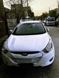 توسان١٣  بيهه قطعتين صبغ رقم بغداد بسمي رقم هاتف ٠٧٧٢٣٢١٨٣٣٦