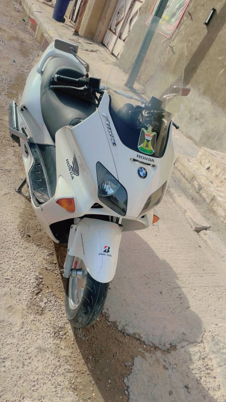 السلام عليكم جميعا
دراجة فورزا 0-6 MF 
مرقم رقمها ذي قار مشروع وطني تحويل بغداد احولك سنوية عندي بيها 
الصور كدامك ودراجة بيها نقص دبل خلفي يرادله تبديل اما البقية كاملة من كل شي 
جامة طويلة-كلوب جنطة-تايرات-باتري ممفتوحة وعالفحص واني خادمك تجي تفحص وتشوف
.منطقة العبيدي متواجد على رقم  او واتساب للاستفسار *********** السعر 17$ وبيها مجال بسيط وحك جية وتحويل بالنص عالطرفين
