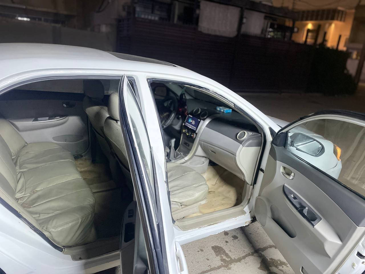 سلام عليكم 
بيوايدي جي 3 موديل 2013 كير عادي  مكينه معلكه رنكات كير مكفول باقي التفاصيل موضحه بالفيديو السعر 33 وبيهه مجال للاستفسار الاتصال على: 
***********
