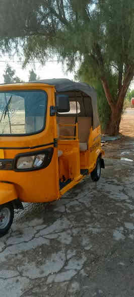 سلام عليكم تكتك للبيع موديل 2020 اوراق اصوليه مكاني قضاء القاسم رقم الهاتف *********** السعر 3700 او بيهء مجال
