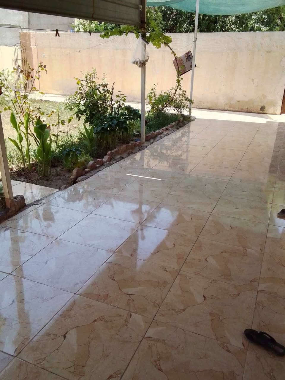 بيت للبيع  في ملك شاه مقابيل كراج بغداد
غرفتين نوم استقبال هول مطبخ داخل
مجمع صحيات سيراميك 
مساحه 315 متر  
اتصل على هذا الرقم 
***********
***********
