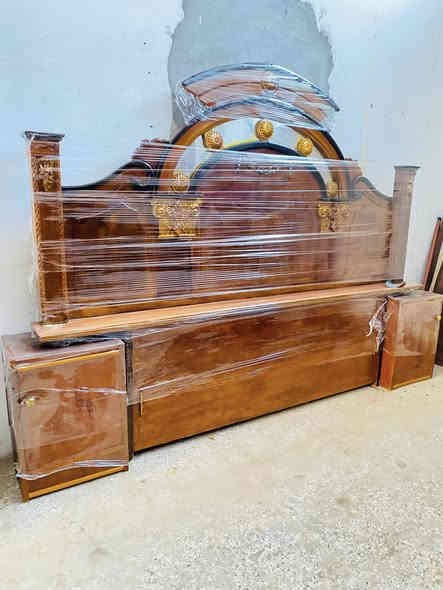 غرفة نوم نظيفة 5باب ملحق صاج عراقي بسعر 550 الف عنوان بعقوبة كاطون شارع ابو رباح مزاد ضي القمر 

***********
