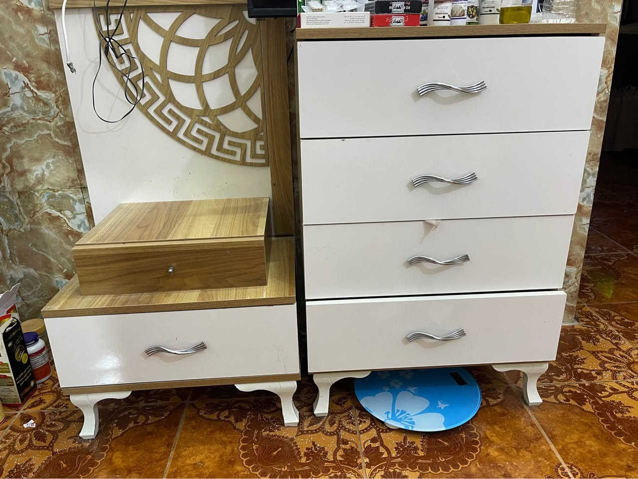 ‎كنتور جهه 3 رفوف وجهه للتعليك ورف واسع وچبير وبي مساحة زينة خشب تركي‎ Singapore


**إذا كنت صاحب هذا الإعلان وتريد حذفه لأي سبب، رجاءا أرسل رسالة إلى الدعم الفني**