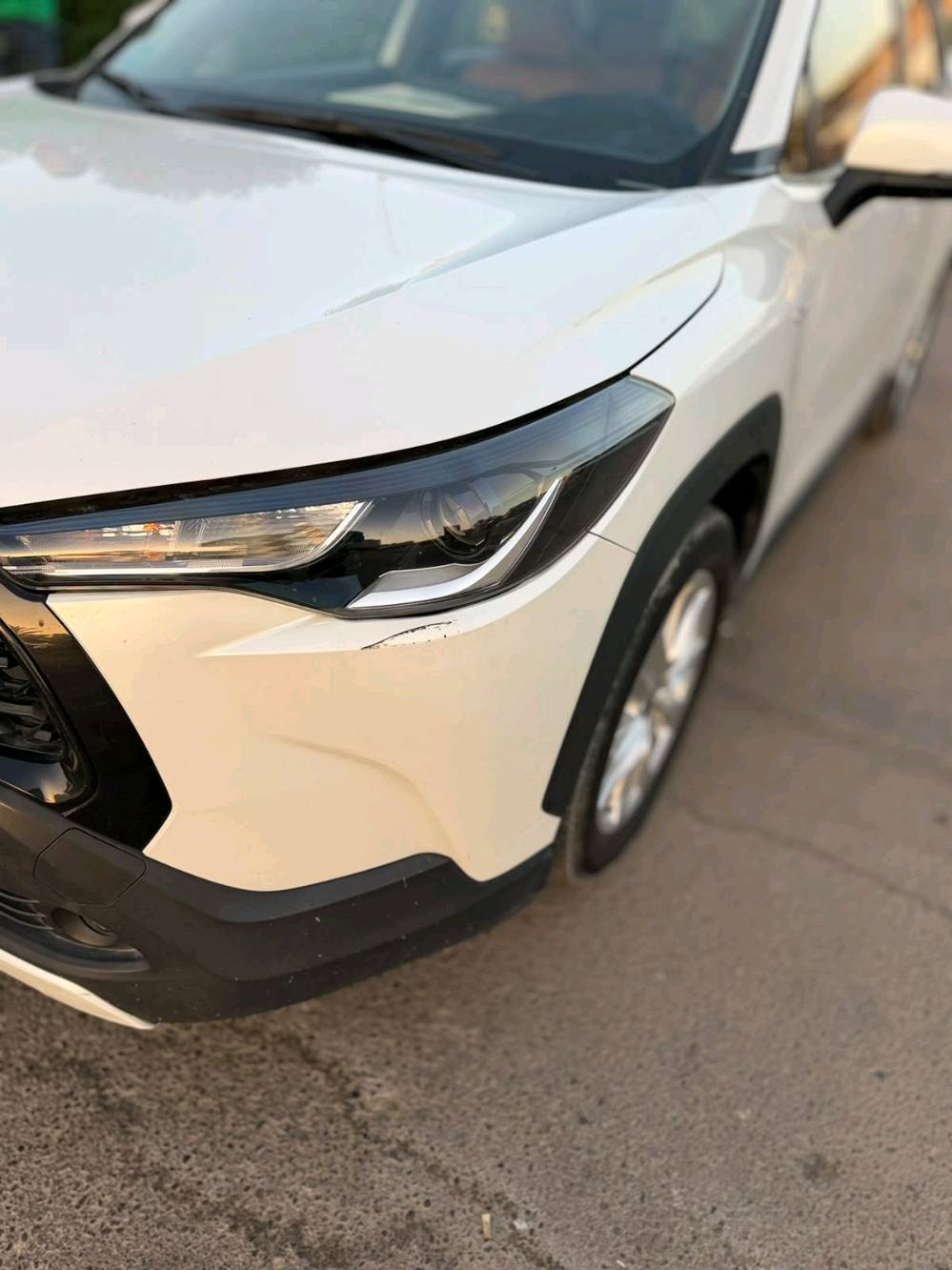 للبيع كورلا كروس موديل 2024 فول مكفولة كفالة عامة ماشية 75 الف كم 

استفسار ***********