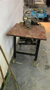 البيع مثرامة مال فلافل كاملة هيه ميز عل شغل الشراي يتصل مكاني حي اور س...