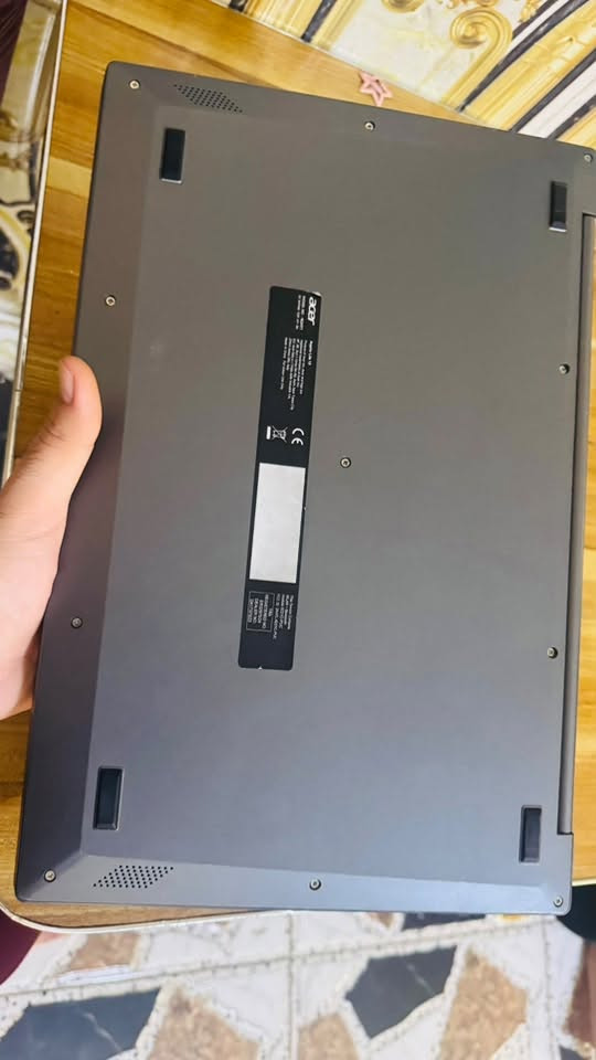 السلام عليكم لابتوب Acer
نضيف بالكارتونه مستخدم 
مكاني بغداد 
سعره 175 وبي مجال بسيط 
لتواصل ***********
