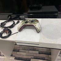 اكس بوكس ون اس • عطل ايسي • حساب مع العاب