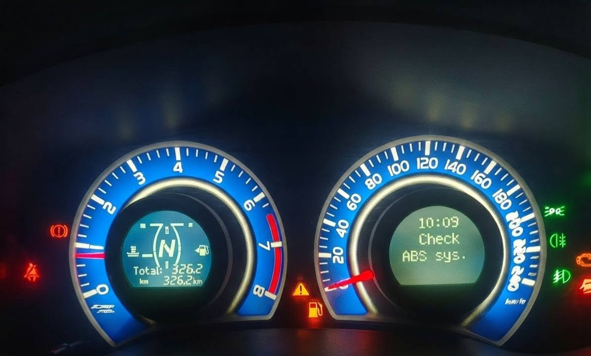 من رخصه الآدمن للبيع سيارة BYD G3 - فرصة مميزة للعمل!
​للبيع سيارة BYD G3 بحالة جيدة، جاهزة للعمل ومناسبة جداً كتاكسي.
​المواصفات:
​النوع: BYD G3.
​اللون: أصفر (تكسي).
​عداد الكيلومترات : 326.2 km.
​ناقل الحركة: أوتوماتيك (CVT).
​المحرك: 1.8.
​الإضافات: بانوراما، تحتوي على منظومة غاز.
​المستمسكات: السنوية نافذة لغاية عام 2029.
​الرقم: رقم إنجليزي (بغداد).
​ملاحظات إضافية:
​السيارة تحتوي على بعض خدوش بسيطة (طبيعية حسب الاستخدام).
​البدي (الهيكل) بحالة جيدة وموضح 
​السعر المطلوب: 55 ورقه(5500)$ وبي مجال حك الجيه 
مكلف بالنشر 
​للمزيد من الاستفسار أو المعاينة، يرجى التواصل عبر الرقم: ***********
مكان تواجد السيارة: بغداد - الأعظمية
