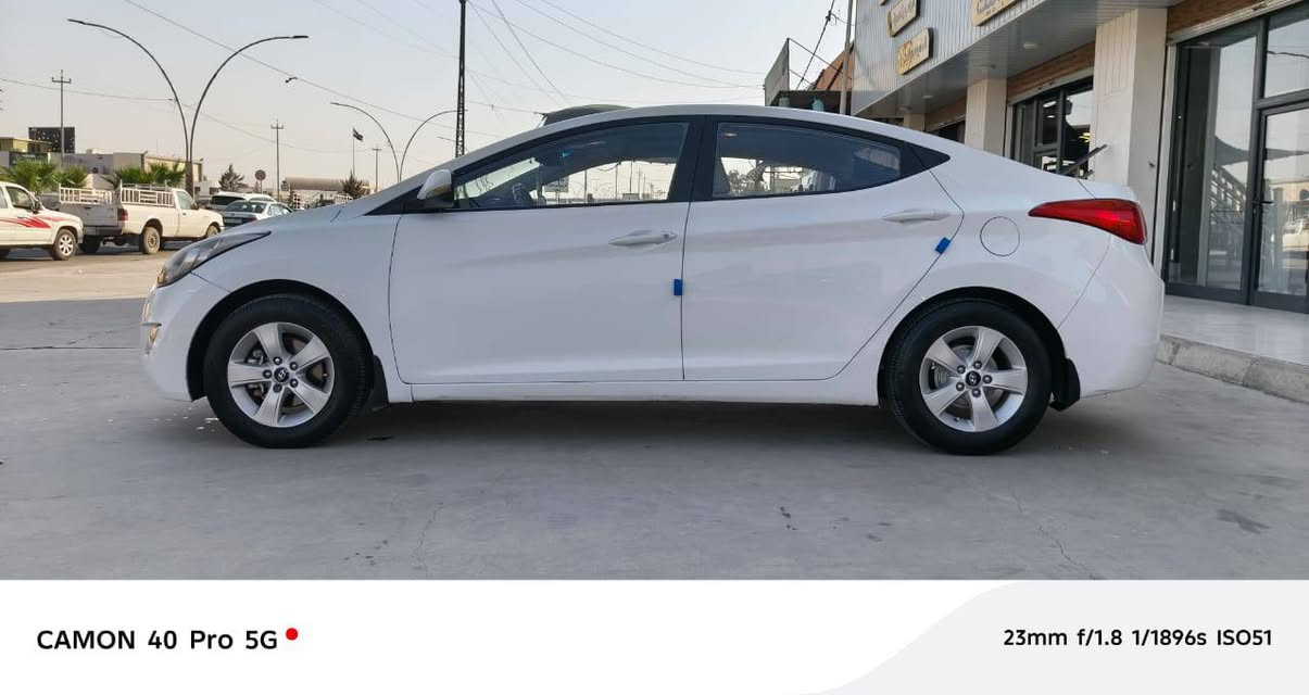 🚗 للبيع – هيونداي إلنترا 2014 خليجي 
هيونداي النترا خليجي فول موصفات عدا البصمه رقم (اربيل)  
🔹 الموديل: 2014
🔹 المنشأ: خليجي
🔹 المحرك: 1800 
🔹 القير: أوتوماتيك  AT  6 نمرة
✨ المميزات:
✔️ فتحة سقف
✔️ إشارات بالمرايا
✔️ شاشة بالمراة 
✔️ داخلية لونين (صاجي وعسلي)
✔️ السيارة جاهزة للفحص وشرط
📌الملاحظات.. تبديل باب اليمين وقبغ الصندوق. 
💬📍 العنوان: الموصل
📞 رقم الاتصال ***********
