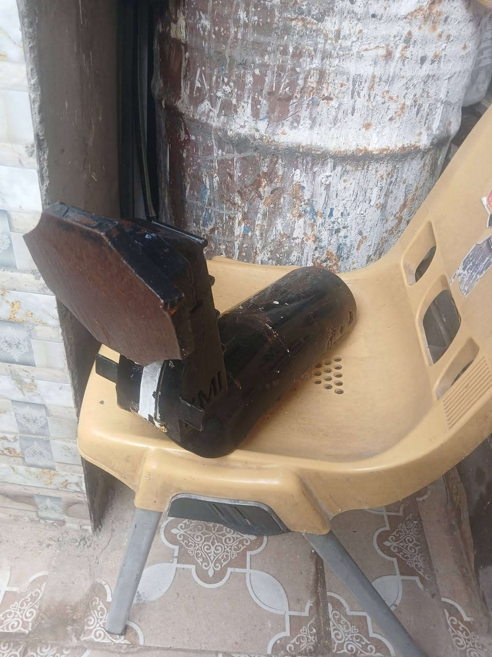 سبايدر للليع مثل ما بل صور بي زنجار  صالي هوي تركه  سعره 35 مكان كوت زين القوس ***********
