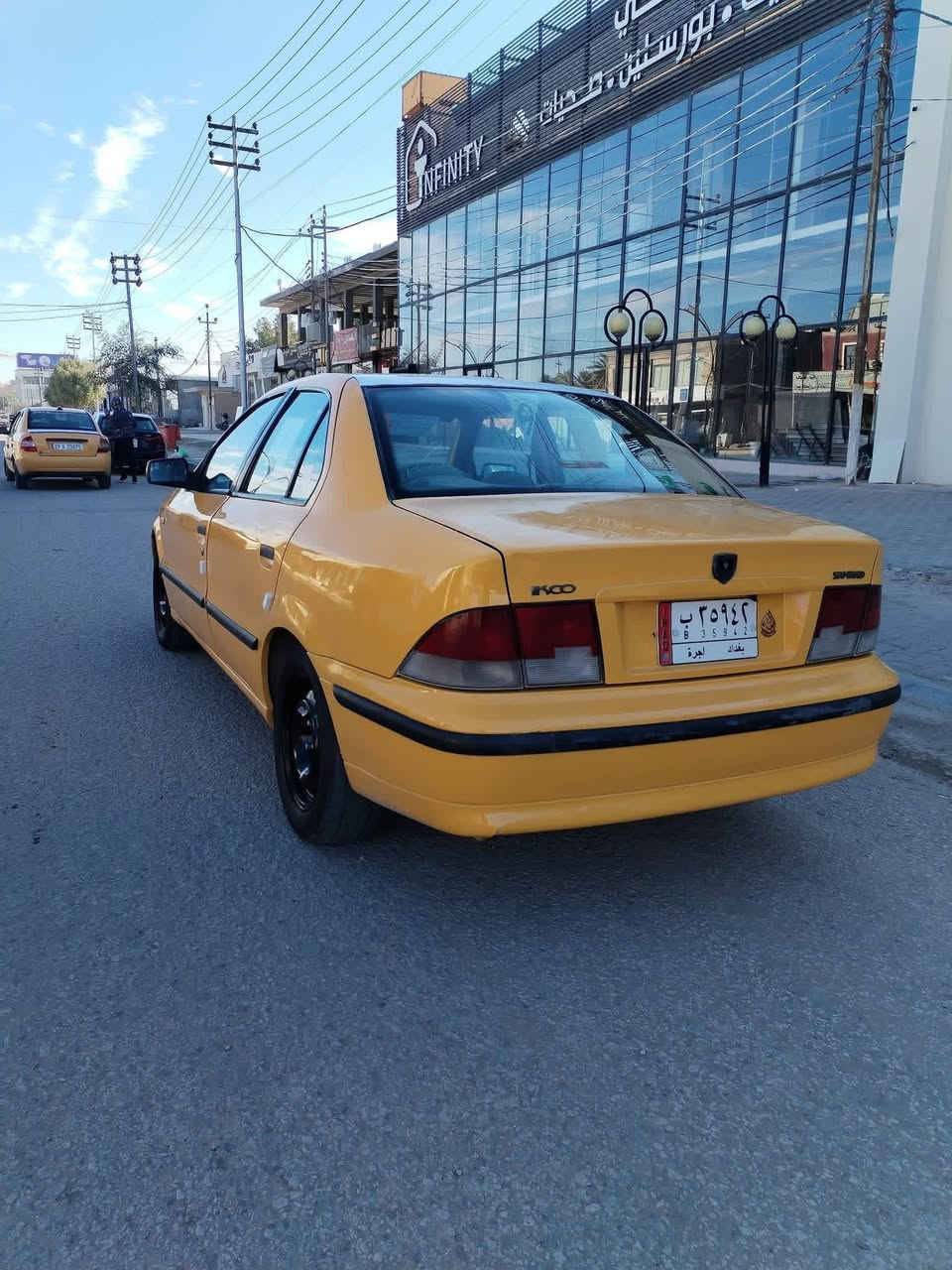 السلام عليكم سمند 2011السيارة حلوه مراوس وبسمي رقم دولي***********
