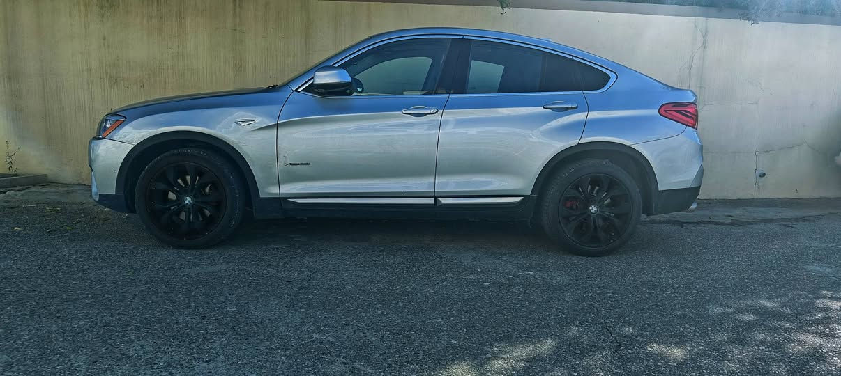 Bmw x4 2017, full mwasafat, 2 panja sardi haya zhori nagrtya, 65000  hazar kilometer roishtawa, makinu ger ba shart wa sanawi nweya. Bo zanyari: ***********. 
بي ام اكس 4 2017 فول مواصفات، اصبعين صبغ بدون دواخل, ماشية 65 الف كيلومتر، المكينة و الغير شرط و السنوية جديدة. للتفاصيل اتواصل: 
*********** أربيل, العراق
