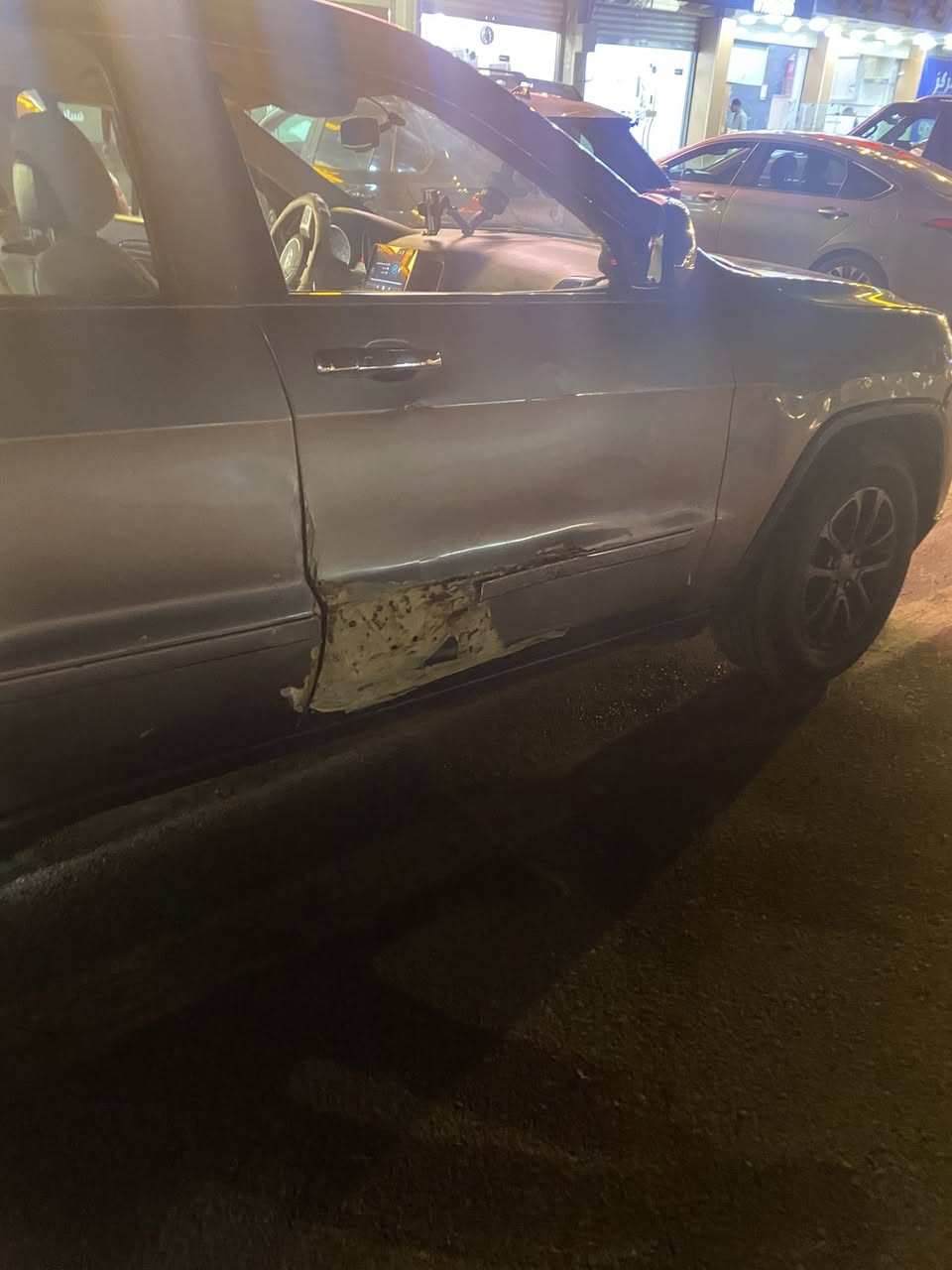 سلام عليكم جيب مديل 2012 بسمي لبيع مروس حسب قناعه تخم تاير جديد صدر خير من الله تدفه تبريد سياره جهزه من كليش بيهه بس لباب واضح بل تصوير ول جاملق سياره مكينه كير خير من الله تصل ***********
