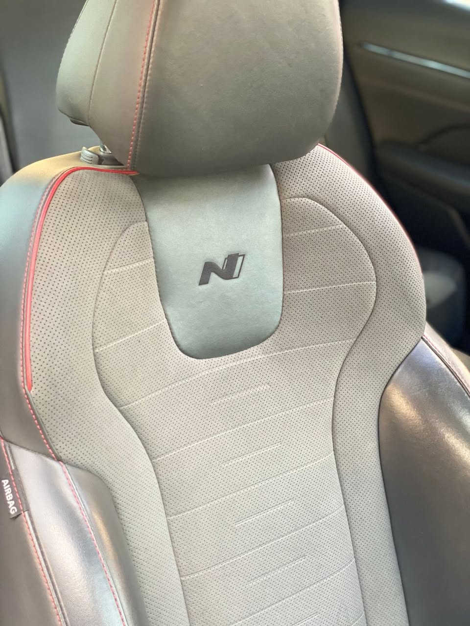 سوناتا 2022 وارد امريكي
سونار مذكور في الصور ٤ قطع 
سياره ماشيه 78 الف كيلو 
فول مواصفات N line
بانروما
حساسات 
رادارات 
كشنات تدفئه تبريد 
جلد وكنتار كشنات 
عدادات الاكترونيه 
وباقي موصفات 
مكان السياره بغداد العامريه 
بغداد بأسمي تحويل ثاني يوم 
السعر 147 
***********
