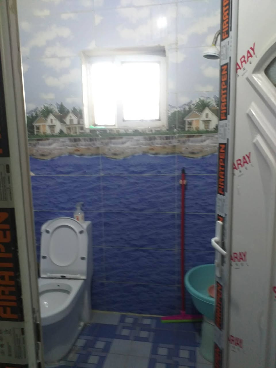 السلام عليكم للبيع دار سكني زراعي سند ٢٥ ثلاثه غرف نوم +حمام عدد ٢ + مطبخ + استقبال وكراج المساحه ١١٠ متر السعر ١١٥ وبي مجال الموقع الدوره قرب كليه الهادي مجاور الصناعه للاستفسار على الرقم ***********
