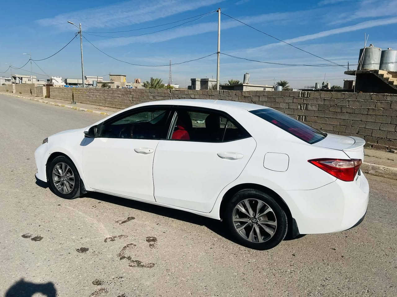 للبيع كورلا موديل 2017 رقم اربيل دولي سنويه مجدده لل 28 شرط التحويل السياره بيه ٥ قطع صبغ السياره ماشيه ١٢٦ الف حقيقي محرك وكير وضع شركة السياره تخم تاير صدر تبريد دوشمه تدفأه كهربائيات كله جاهزه السياره جديده مال جناي السعر 120 للإستفسار الاتصال على هاذه الرقم *********** العنوان كركوك الحويجه العباسي قريه العيون
