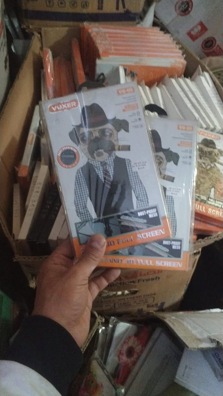 سلام عليكم اخوان تعزيلة محل جملة صورت منهن قليل ماكدرت اصور اكثر بسبب كثرة الكراتين بضاعة كاملة مكملة كفرات جلد سستم كامل ٣٧٠ ايتم كل الايتمات بي كفر مدرع بحدود ١٥٠ ايتم ستندر لاسق ايباد سستم كامل لاسق موبايل كلشي بيهن اطار عالي واكو مضلل واكو شفاف واكو جلاتين كلشي متوفر بيهن كفرات دفتري كفرات ماركات ايفون لزكات ماركة عدسات كامرة كلشي موجود عدة صيانة كاملة ميوزة هوكات بحدود الفين هوك شبج جنت ناصبة بمحل ضخم هواي شبج وبضاعة جبيرة اخوان البيع شلعة ومكاني بغداد العبيدي اسف على الاطالة استفسار اكثر ***********
