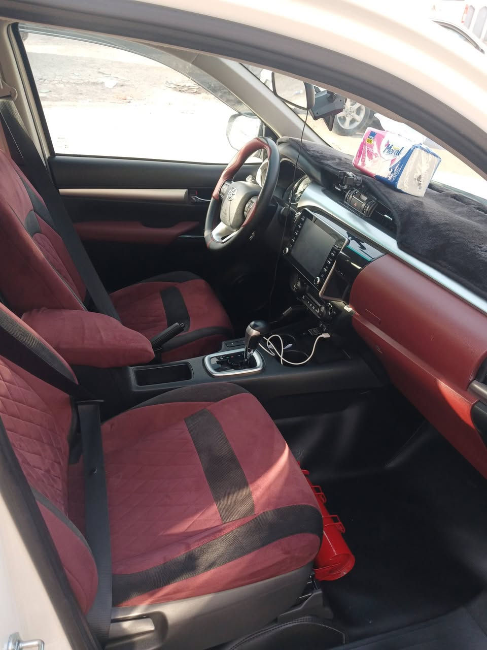 السلام عليكم للبيع بيكم هايلوكس ناصي رقم اربيل موديل 2025 السياره مدوشمه كاعيه وكشنات درع امامي دوسات جانبيات السياره كفاله عامه فقط البكلايت الخلفي مبدل فقط الباقي كفاله عامه من الضربه من الصبغ الكاعيات الاصليه موجوده مكاني بغداد شارع فلسطين رجاا المو شراي لا يدك للإستفسار ***********
