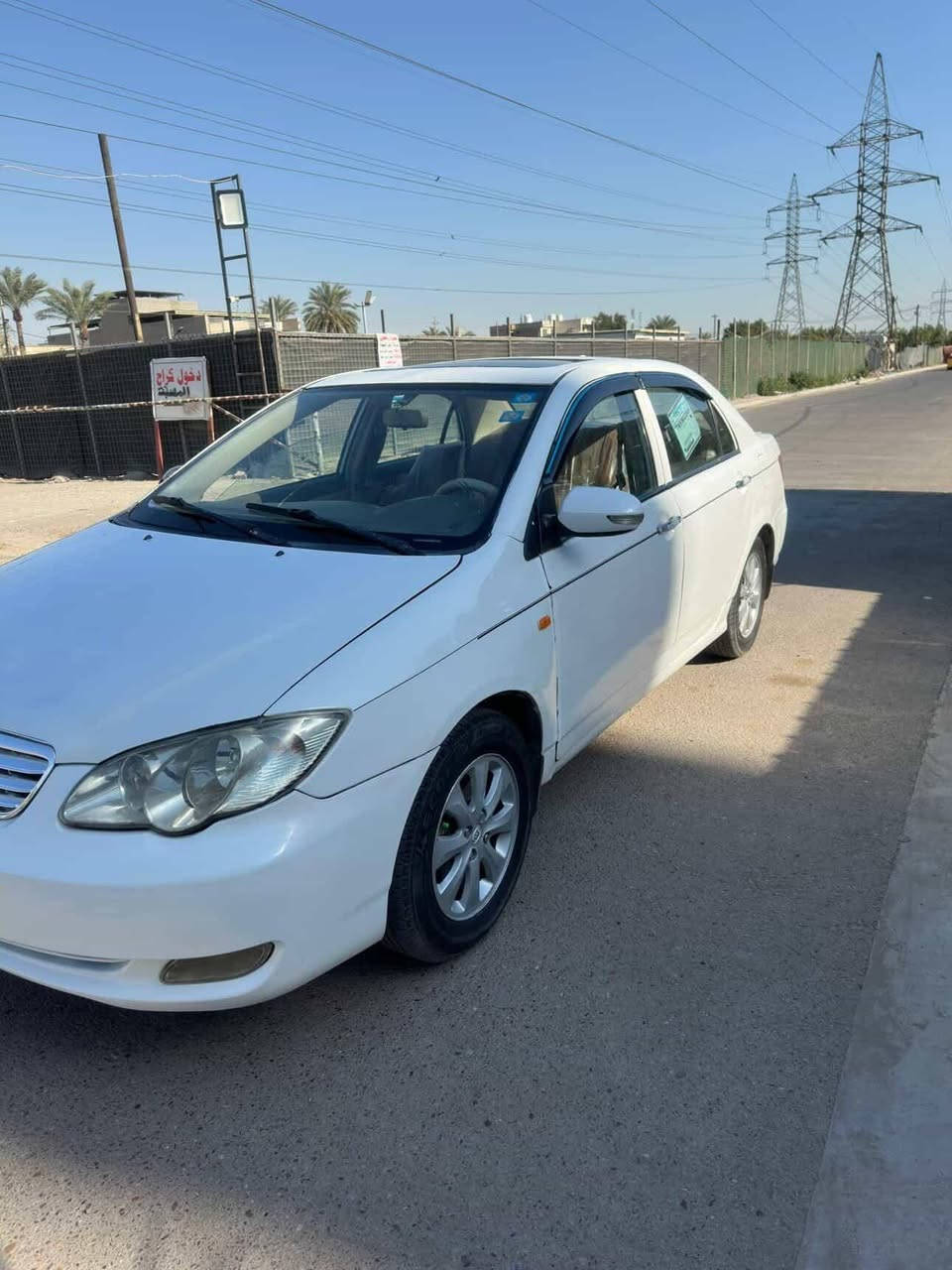 الـسلام عـليكم 

🔵 نوع السيارة:(BYD F3) 

‏🔵سنه الصنع:( 2012)

🔵الحالة:( بيها رشات صبغ ابيع حزام+ السيارة شوفت عينكم هاي الصور اليوم صورتها)

‏🔵الموقع:( بغداد الدورة ابودشير) 

‏✨ مميزات اضافية:

. اراقام انكليزي وهزه جديدة باسمي تحويل ثاني يوم السيارة مشروع وطني السنويه لحد 2029 

. صدر امامي جديد

.تخم تايرات جديد

.تبريد شغاله ثلج التبريد مالتها

. فتحه/ اشاير بالمري/ مواصفاتها المعروفه 

. مكينه مال لانسر مسيبوشي ياباني + كير AT المرغوب 

*السعر: 51 وبيها مجال للشراي + فدوة المو شراي لا يكسر بحلال العالم كلشي اكو بالسوك

* رقمي: ***********  هاذ الرقم بي واتساب
