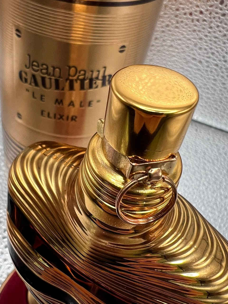 عطر ماركة أمزون جديد غير مستخدم
متوفر توصيل لجميع محافظات العراق


**إذا كنت صاحب هذا الإعلان وتريد حذفه لأي سبب، رجاءا أرسل رسالة إلى الدعم الفني**