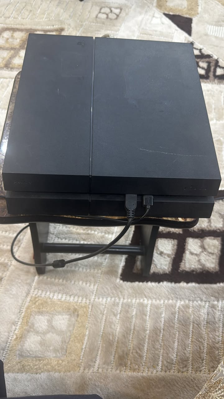 بلي فور للبيع 
البلي نضيف ما مفتوح 
جوستك عدد ٤
مع UBS
قاعدة شحن جوستك
سعره ٢٧٥
مكان بغداد بلديات 
***********
